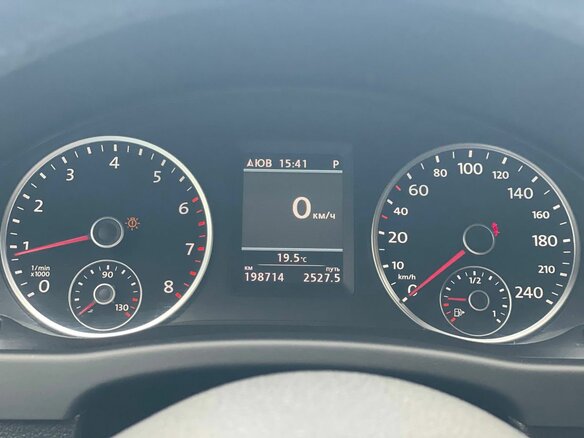 2014 Volkswagen Tiguan I Рестайлинг, чёрный - вид 12