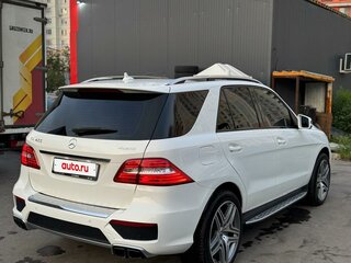 2014 Mercedes-Benz M-Класс 400 III (W166), белый, 2500000 рублей, вид 3
