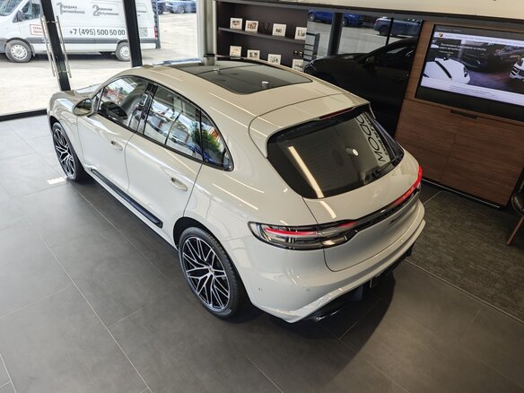 2025 Porsche Macan I Рестайлинг 2, серый, 13940000 рублей - вид 6