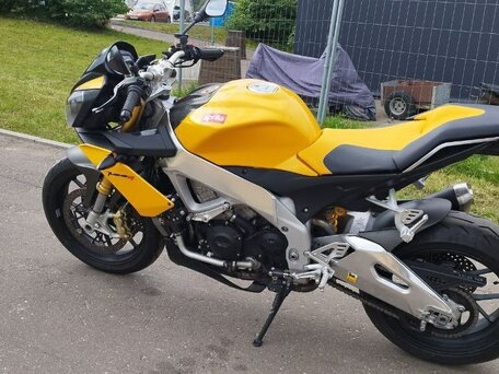 2012 Aprilia Tuono V4, жёлтый, 750000 рублей, вид 2