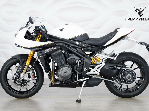 2025 Triumph Speed Triple, белый, 1699000 рублей - вид 1