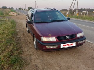 1995 Volkswagen Passat B4, красный, 120000 рублей, вид 1