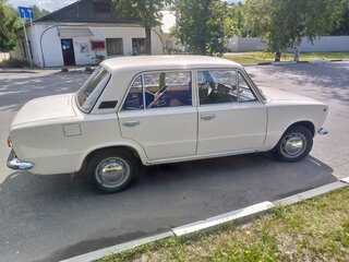 1986 Lada (ВАЗ) 2101, белый, 275000 рублей, вид 2