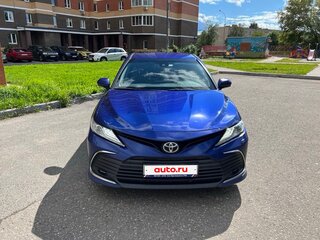 2021 Toyota Camry VIII (XV70) Рестайлинг, синий, 2750000 рублей, вид 2
