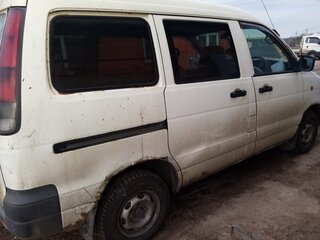 2000 Toyota Town Ace III, белый, 580000 рублей, вид 5