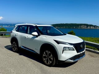 2023 Nissan X-Trail IV, белый, 3950000 рублей, вид 4