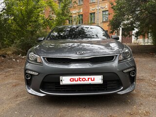 2020 Kia Rio IV, серый, 1750000 рублей, вид 1