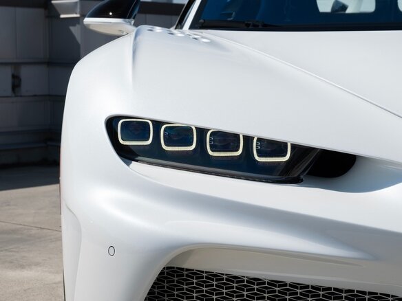 2023 Bugatti Chiron, белый - вид 13