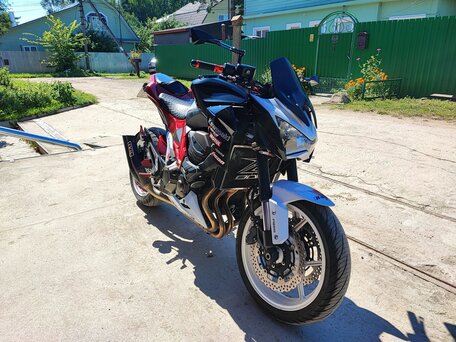 2013 Kawasaki Z 800, белый, 650000 рублей, вид 1