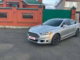 2013 Ford Fusion (North America) II, серебристый, 1280000 рублей, вид 1