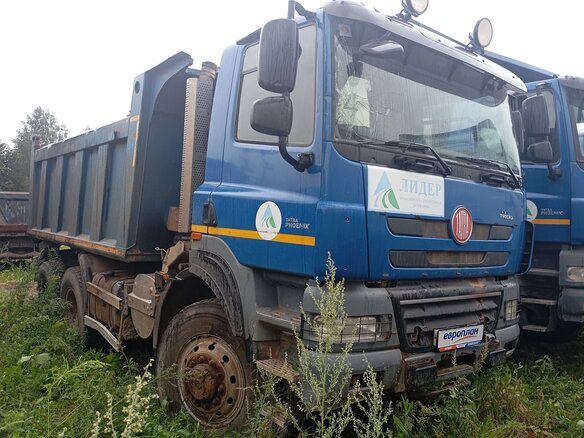 2015 Tatra T 158 Phoenix, синий, 3302000 рублей - вид 1