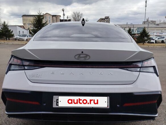 2025 Hyundai Elantra N Line VII (CN7) Рестайлинг, белый, 2150000 рублей - вид 32