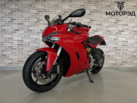 2018 Ducati Supersport, красный, 926000 рублей, вид 2