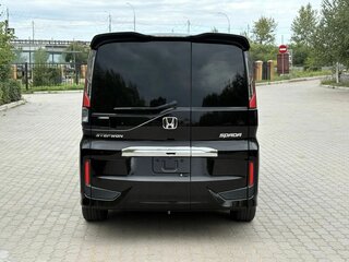 2015 Honda Stepwgn V, чёрный, 1670000 рублей, вид 2