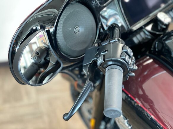 2022 Harley-Davidson Street Glide Special, пурпурный, 3600000 рублей - вид 19