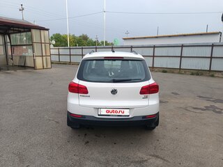 2011 Volkswagen Tiguan I Рестайлинг, белый, 1100000 рублей, вид 5
