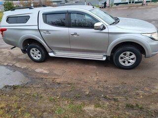 2017 Mitsubishi L200 V, серебристый, 2370000 рублей, вид 4