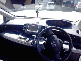 2010 Honda Freed I, серебристый, 1050000 рублей, вид 4