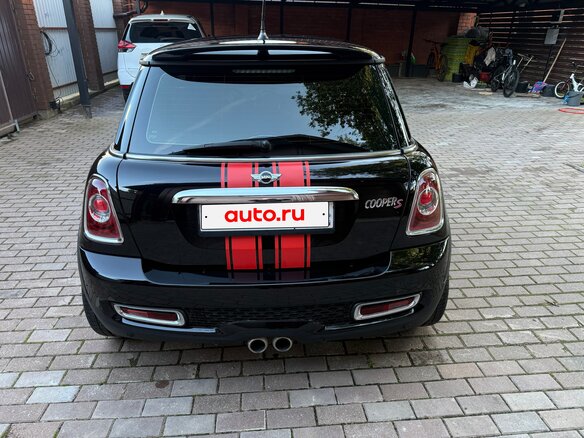 2010 Mini Hatch Cooper S II (R56) Рестайлинг, чёрный, 2440000 рублей - вид 4