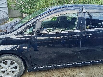 2011 Toyota ISis I Рестайлинг, чёрный, 1500000 рублей - вид 4