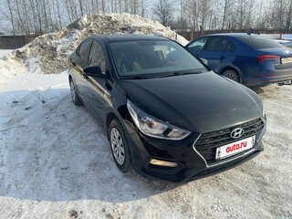 2019 Hyundai Solaris II, чёрный, 1550000 рублей, вид 2