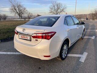 2013 Toyota Corolla XI (E160, E170, E180), белый, 1400000 рублей, вид 5
