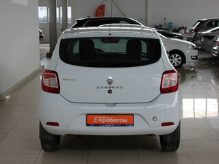 2018 Renault Sandero II Рестайлинг, белый, 700000 рублей, вид 5