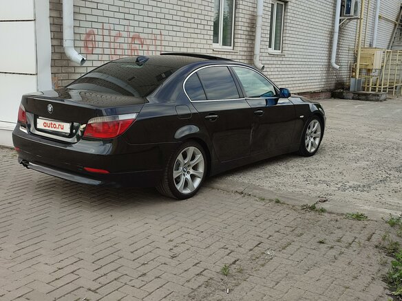 2003 BMW 5 серии 530i V (E60/E61), чёрный, 900000 рублей - вид 4