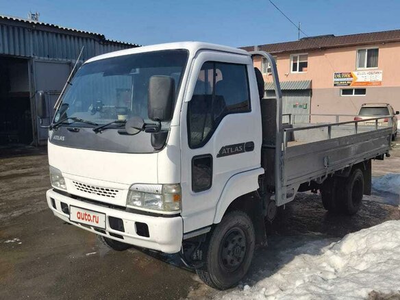 2004 Nissan Atlas, белый, 3440000 рублей - вид 13