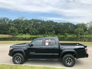 2022 Toyota Tacoma III, чёрный, 7770969 рублей, вид 2