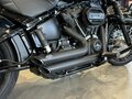 2021 Harley-Davidson Street Bob, чёрный, 1650000 рублей - вид 9