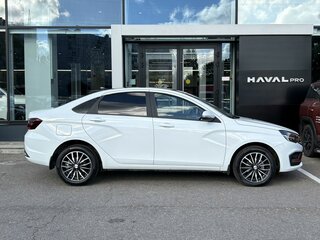 2024 Lada (ВАЗ) Vesta I Рестайлинг (NG), белый, 1249000 рублей, вид 4