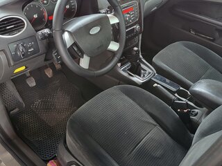 2007 Ford Focus II Рестайлинг, серебристый, 700000 рублей, вид 5