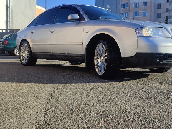 1998 Audi A6 II (C5), серебристый, 400000 рублей