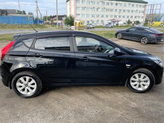 2016 Hyundai Solaris I Рестайлинг, чёрный, 1350000 рублей, вид 3