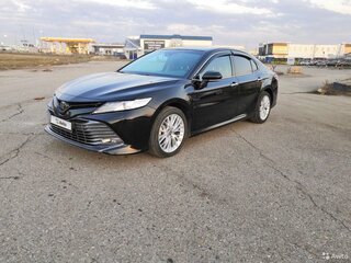 2018 Toyota Camry VIII (XV70), чёрный, 2700000 рублей, вид 3