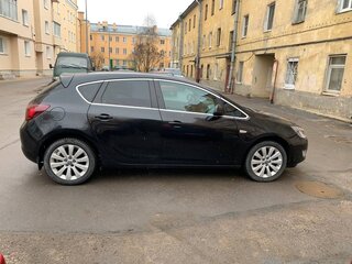 2011 Opel Astra J, чёрный, 820000 рублей, вид 3