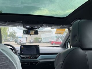 2021 Volkswagen ID.4 X, белый, 3580000 рублей, вид 2