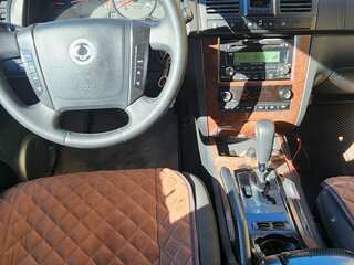 2006 SsangYong Rexton I, серебристый, 570000 рублей, вид 5
