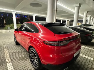 2022 Porsche Cayenne Coupé III, чёрный, 12990000 рублей, вид 3