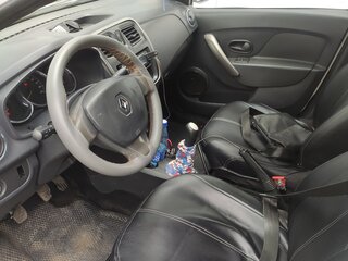 2016 Renault Logan II, белый, 300000 рублей, вид 5