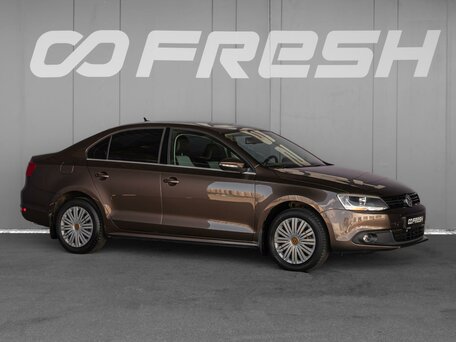 Volkswagen Jetta VI