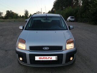 2008 Ford Fusion I Рестайлинг, серебристый, 520000 рублей, вид 3