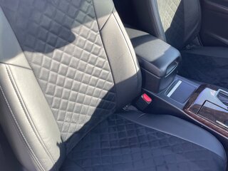 2017 Toyota Camry VII (XV50) Рестайлинг, белый, 2620000 рублей, вид 3