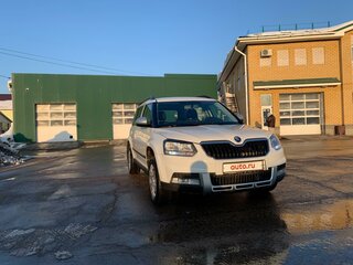 2016 Skoda Yeti I Рестайлинг, белый, 800000 рублей, вид 1