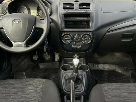 2018 Lada (ВАЗ) Kalina II, белый, 420000 рублей, вид 3