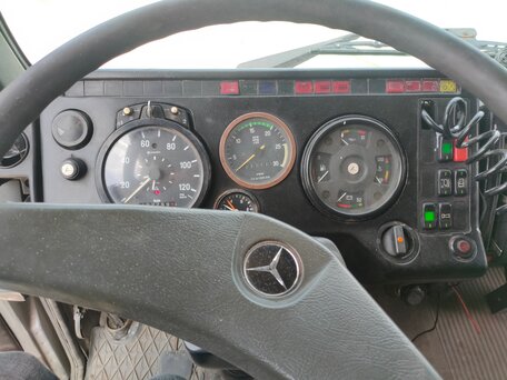 1988 Mercedes-Benz 1622, белый, 450000 рублей, вид 3