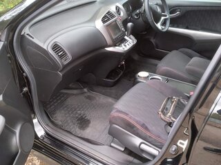 2009 Honda Stream II Рестайлинг, чёрный, 1470000 рублей, вид 4