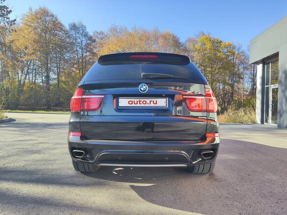 2010 BMW X5 50i II (E70) Рестайлинг, чёрный, 1800000 рублей - вид 5