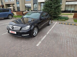2012 Mercedes-Benz C-Класс 180 BlueEFFICIENCY III (W204) Рестайлинг, чёрный, 1450000 рублей, вид 1